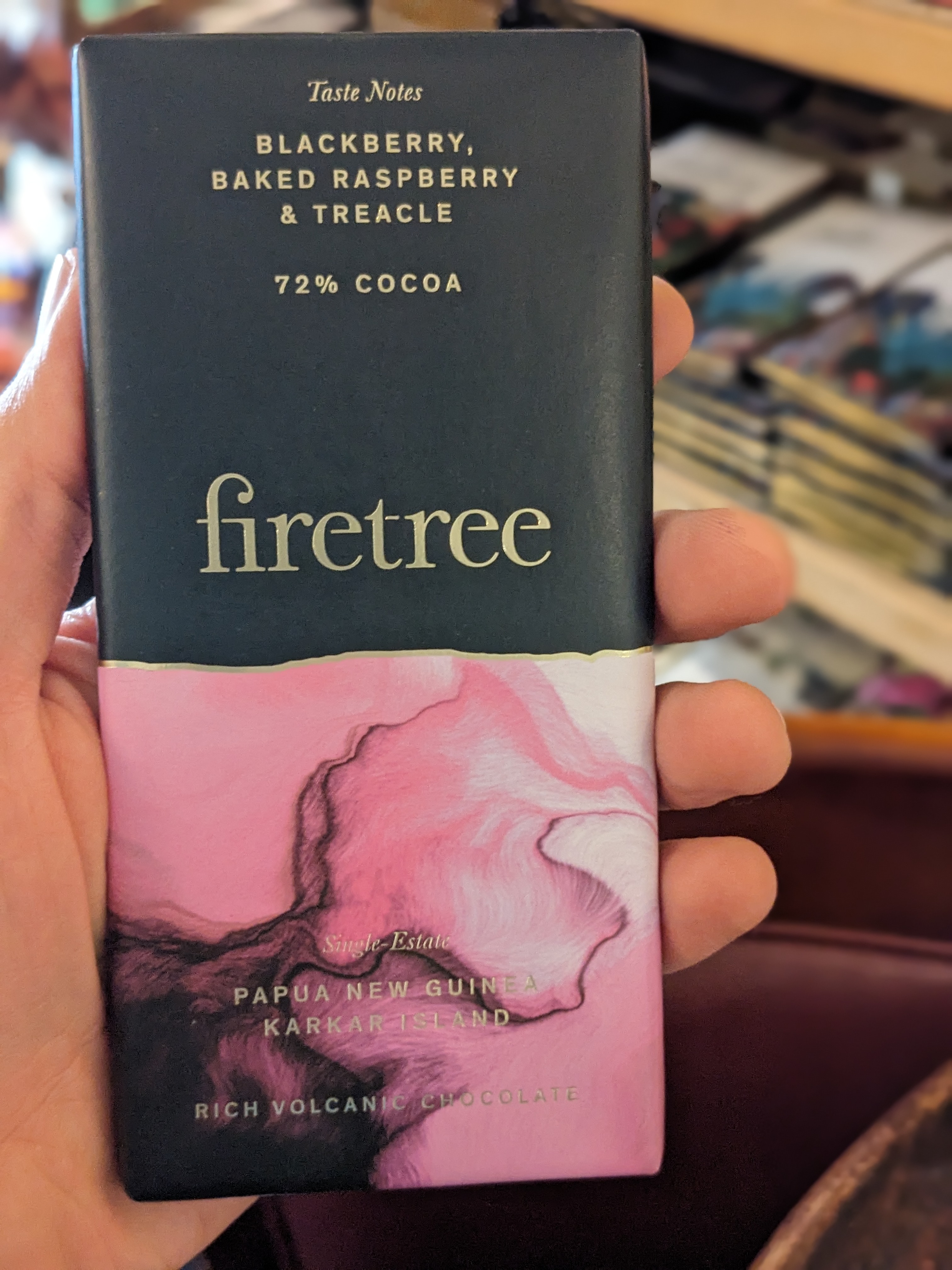 Blackberry, Baked Raspberry & Treacle 72%